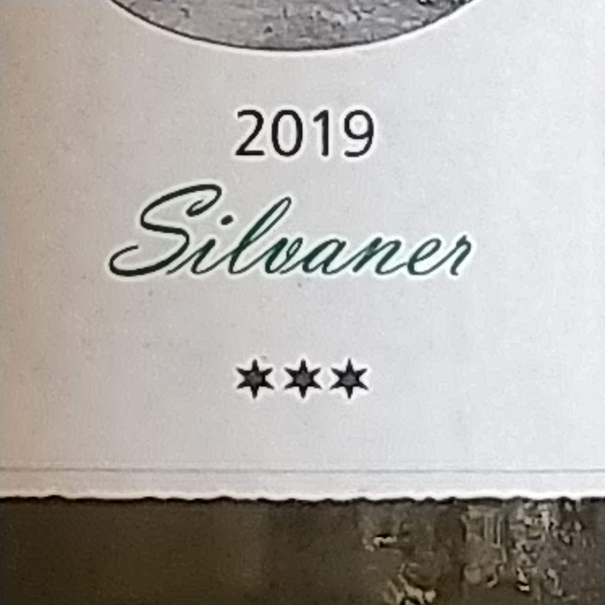 シルヴァーナー シュペートレーゼ トロッケン ★★★/ワイングート ラインホールト コーネリア シュナイダー 2019 🟨白