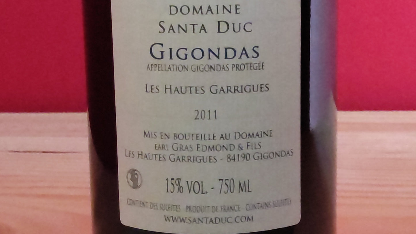 ジゴンダス レ オート ギャリーグ/ドメーヌ サンタ デュック 2011