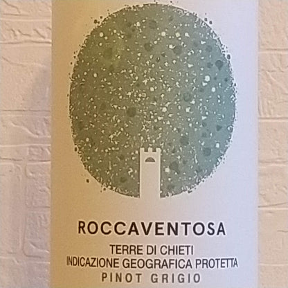 トッロ　ロッカ　ヴェントーザ　ピノ・グリージョ　テッレ　ディ　キエティ　🟨白